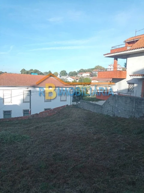 Terreno P/ Prédio para Venda em Vila Nova de Gaia