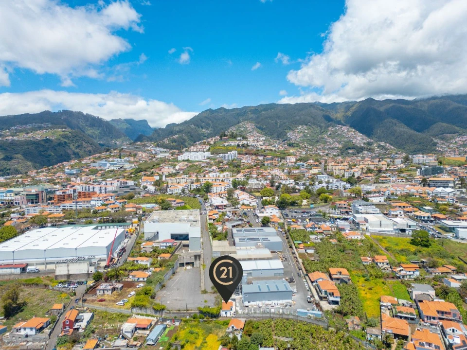 Moradia T2 para Venda em Funchal Foto 32