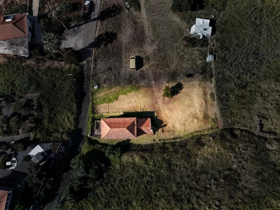 Moradia T2 para Venda em Prazeres Foto 40