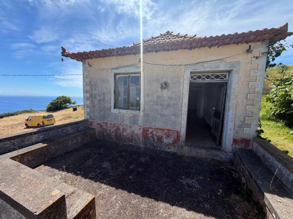 Moradia T2 para Venda em Prazeres Foto 32