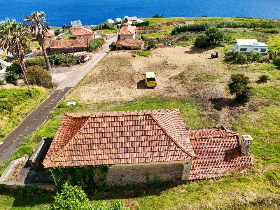 Moradia T2 para Venda em Prazeres Foto 31