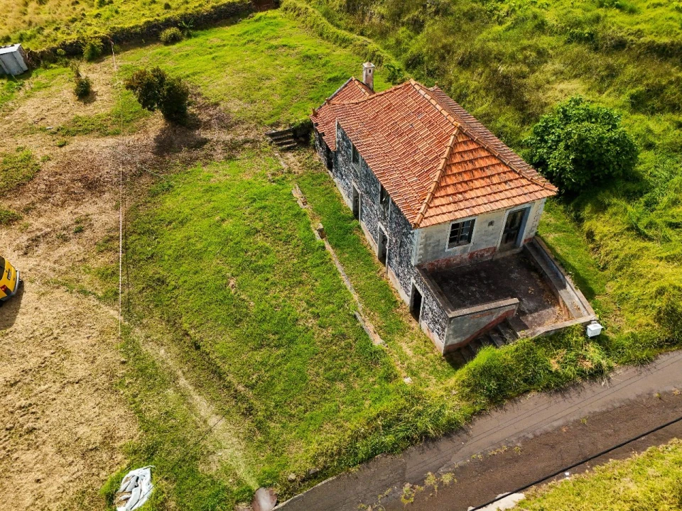 Moradia T2 para Venda em Prazeres Foto 26