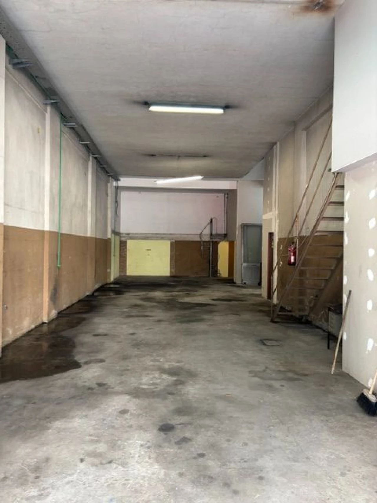 Armazém para Venda em Matosinhos Foto 8