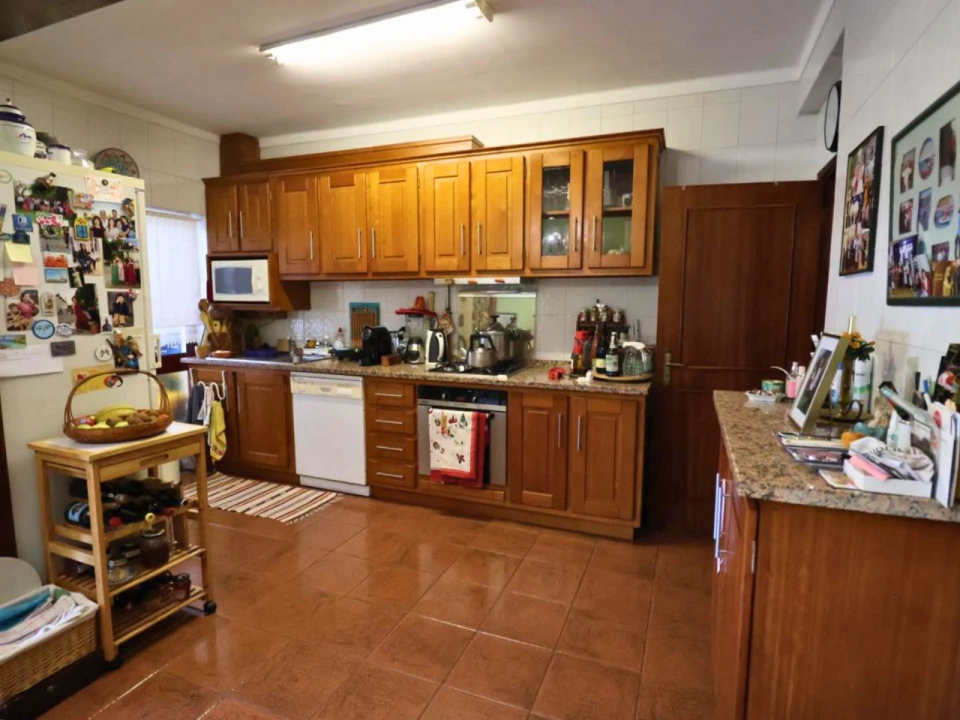 Apartamento T3 para Venda em Viseu Foto 4
