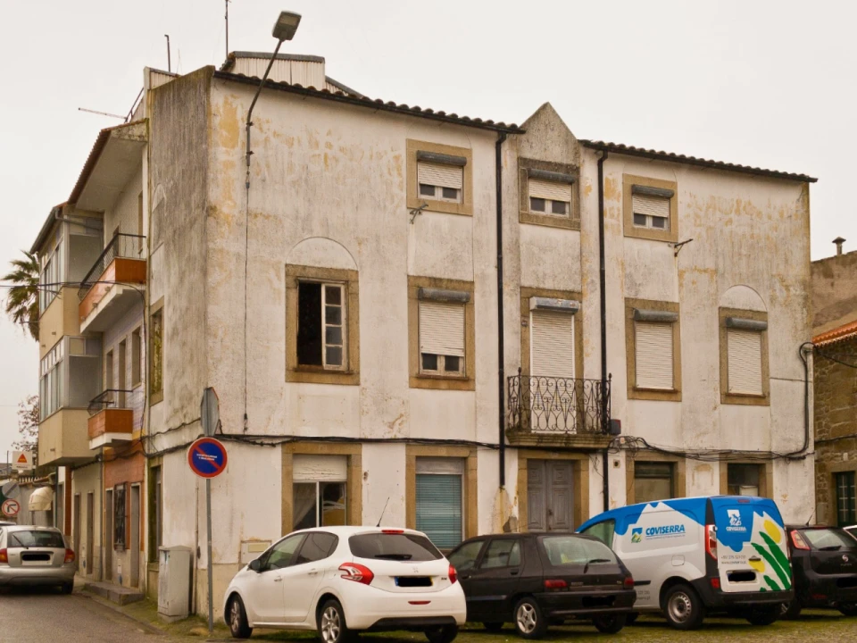 Prédio para Venda em Alcains Foto 1