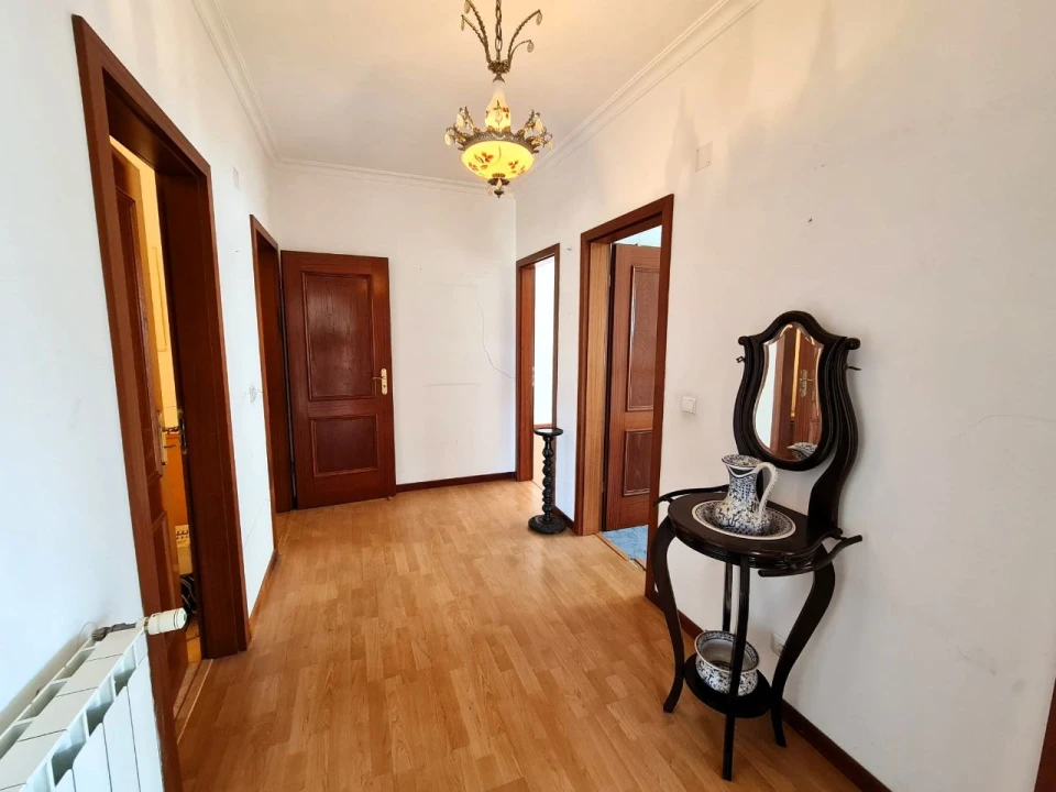 Apartamento T3 para Venda em Covilhã Foto 4