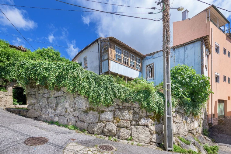 Moradia T3 para Venda em Covilhã Foto 3