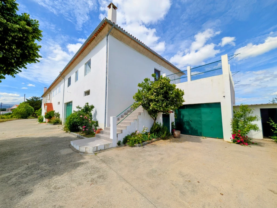 Apartamento T3 para Venda em Caria Foto 1