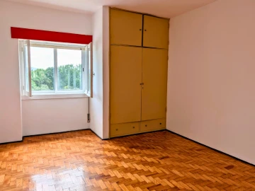 Apartamento T3 para Venda em Caria