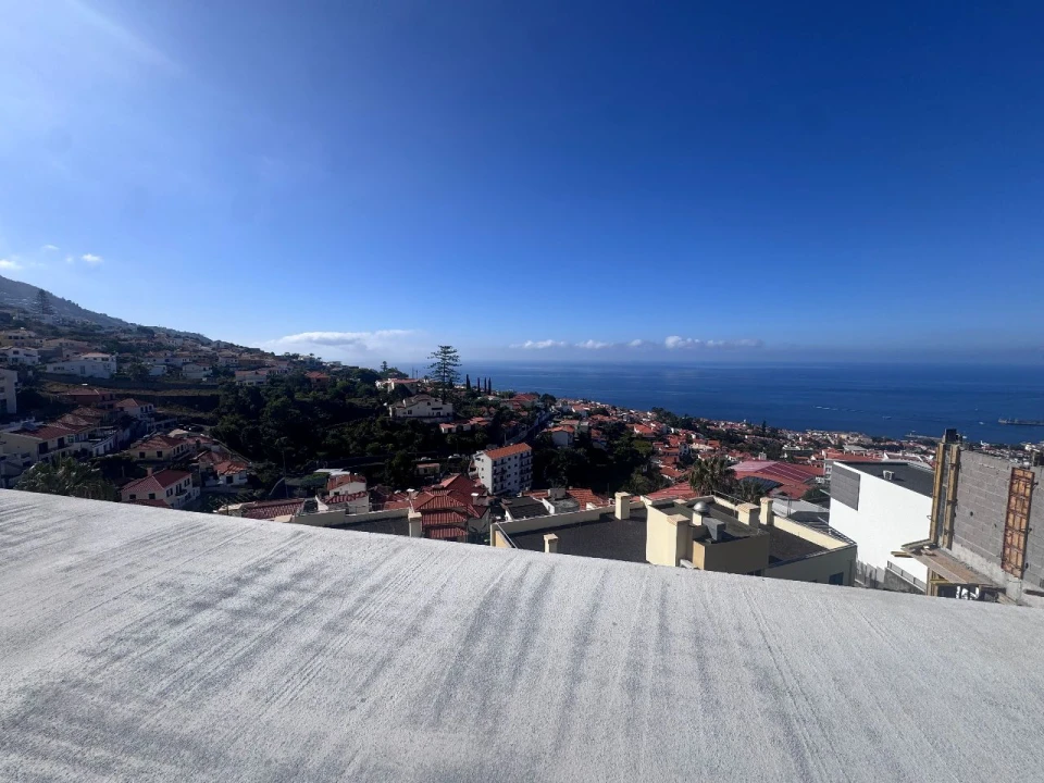 Moradia T4 para Venda em Funchal Foto 29
