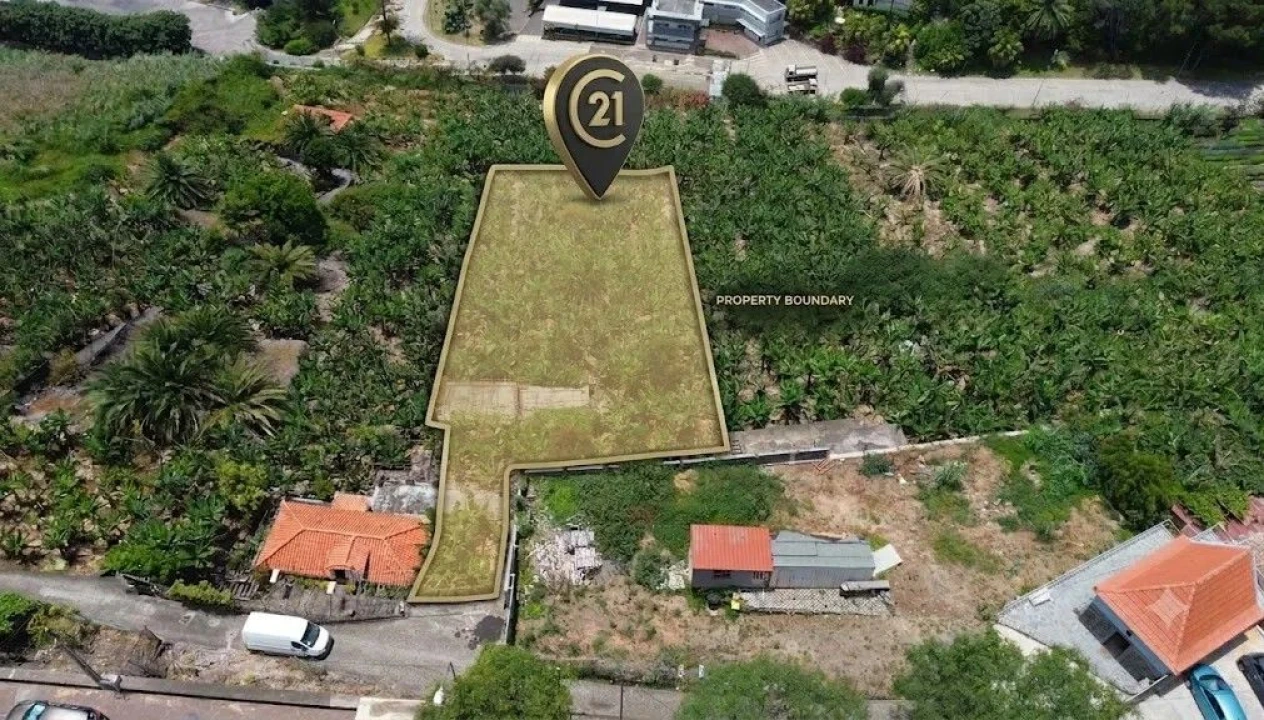 Terreno para Venda em Funchal Foto 2