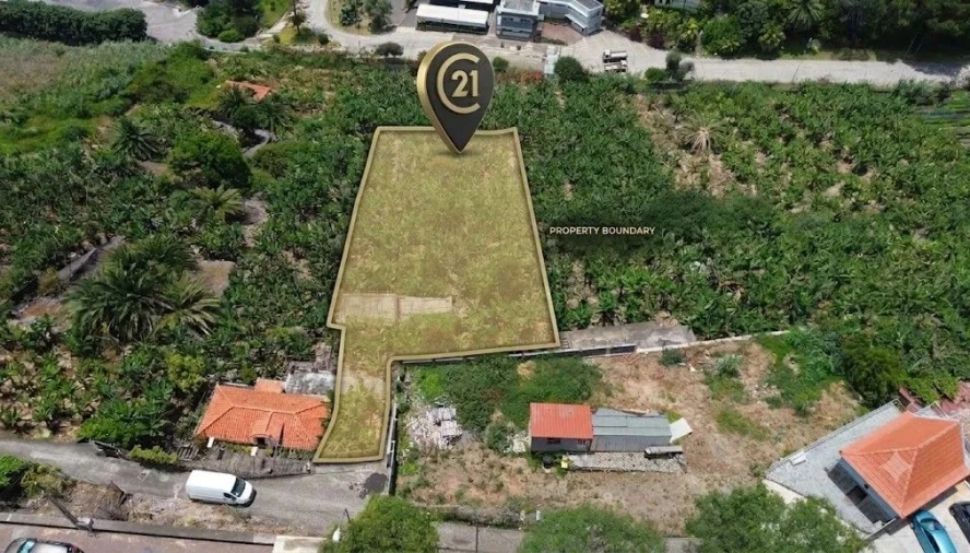 Terreno para Venda em Funchal Foto 2