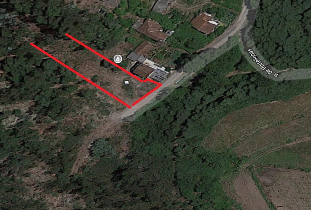 Terreno para Venda em Parada de Todeia Foto 1
