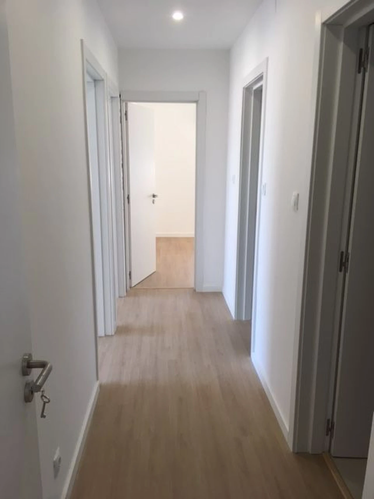Apartamento T-3 para Venda em Mina de Água, Amadora Foto 20