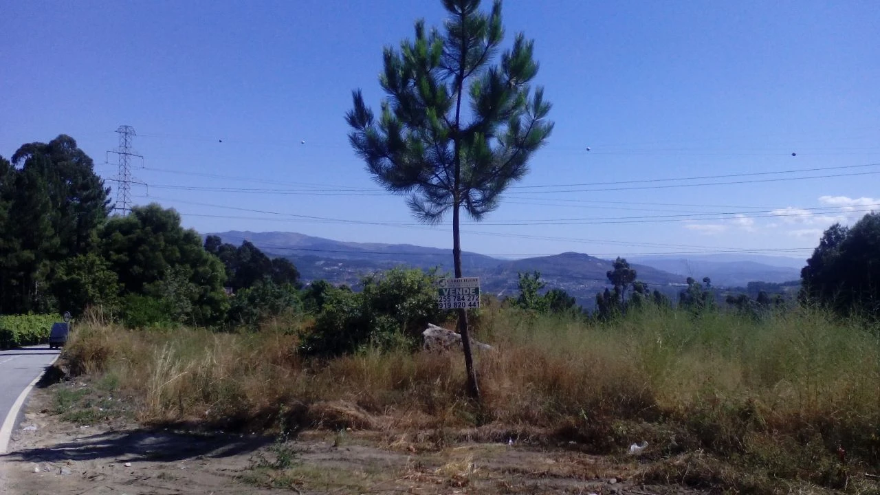 Terreno P/ Prédio para Venda em Vila Cova Foto 2
