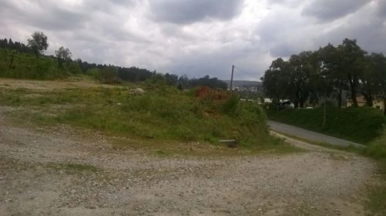 Terreno para Venda em Lagares Foto 1