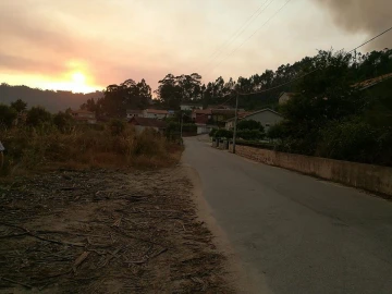 Terreno para Venda em Vila Cova
