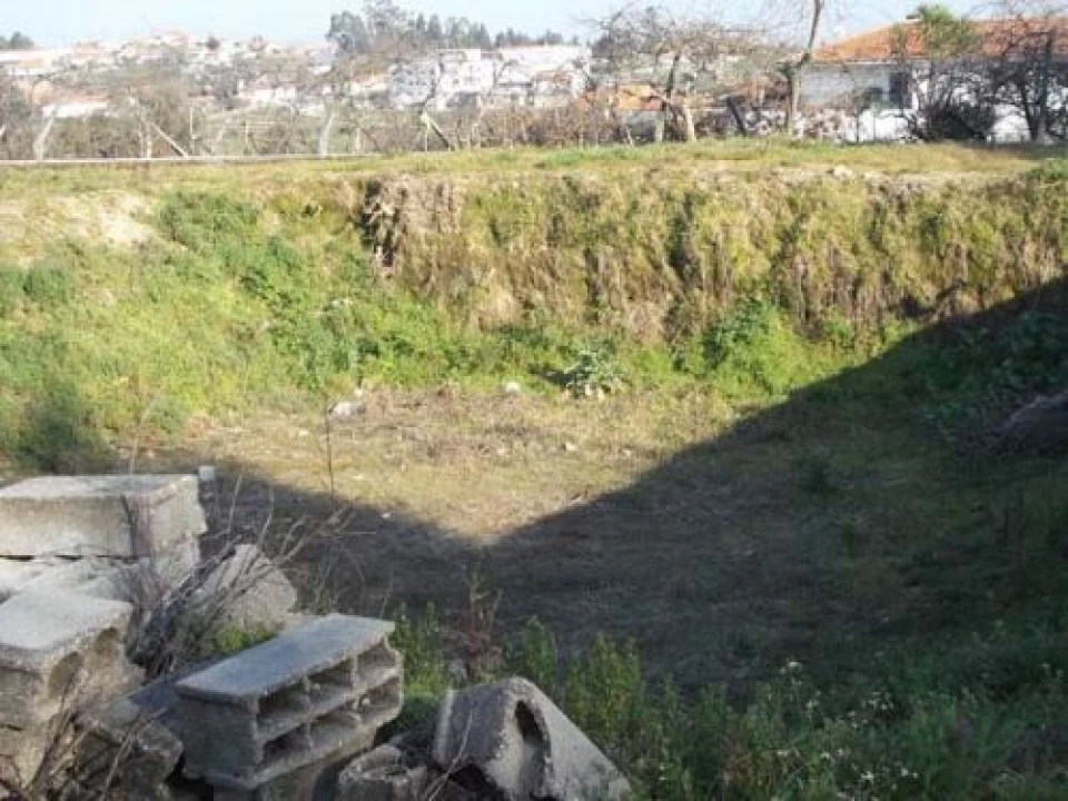 Terreno para Venda em São Mamede de Recezinhos Foto 2