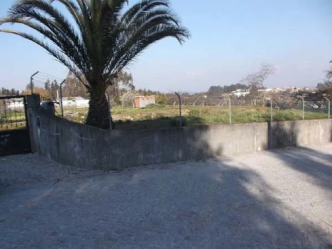 Terreno para Venda em São Mamede de Recezinhos Foto 3