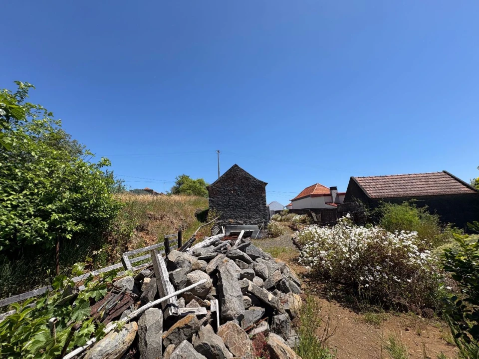 Moradia T3 para Venda em Fajã da Ovelha Foto 24