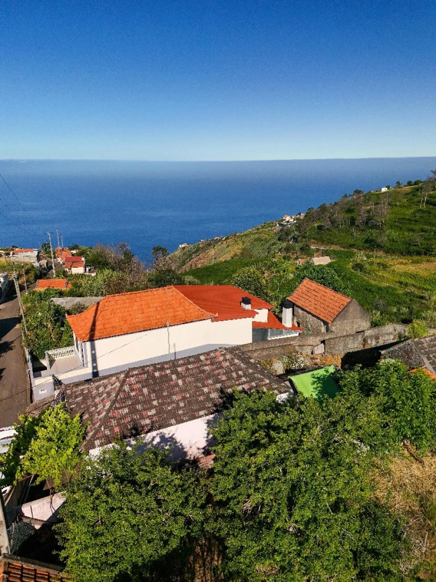 Moradia T3 para Venda em Fajã da Ovelha Foto 3