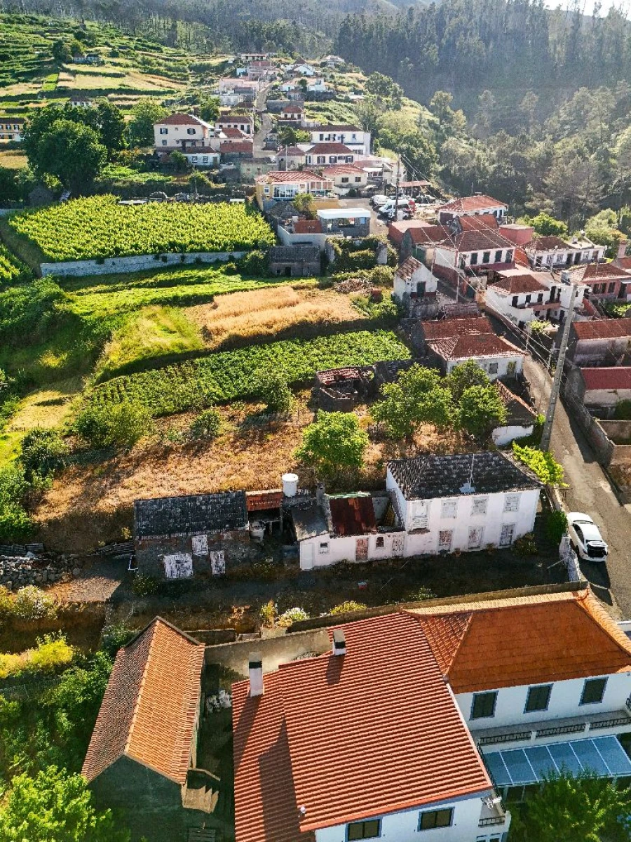Moradia T3 para Venda em Fajã da Ovelha Foto 8