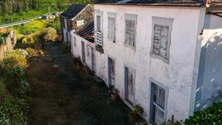 Moradia T3 para Venda em Fajã da Ovelha