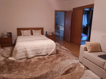 Moradia T4 para Venda em Meinedo