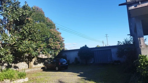 Moradia T5 para Venda em Meixomil