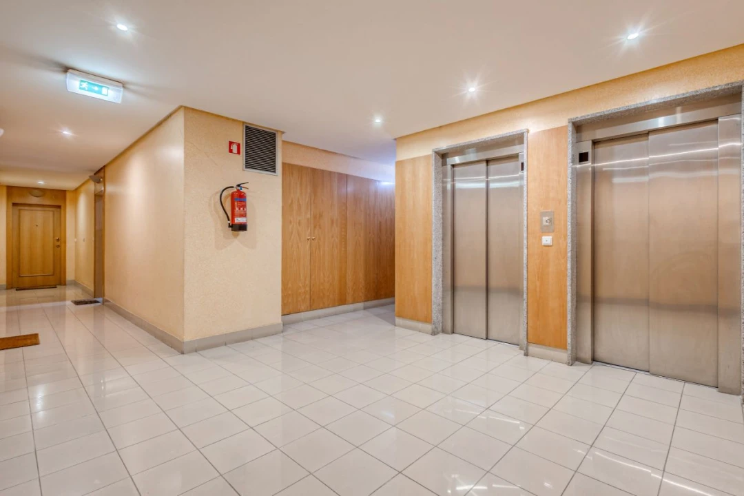 Apartamento T1 para Venda em Porto Foto 20