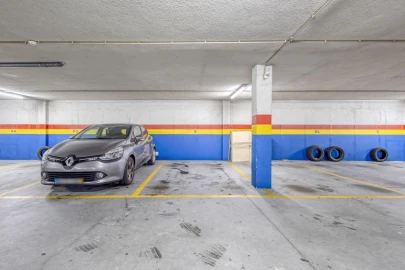Apartamento T1 para Venda em Porto