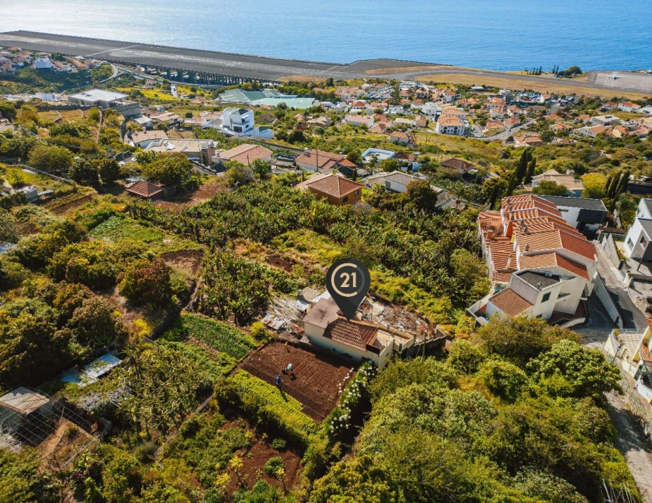 Moradia T2 para Venda em Água de Pena Foto 5
