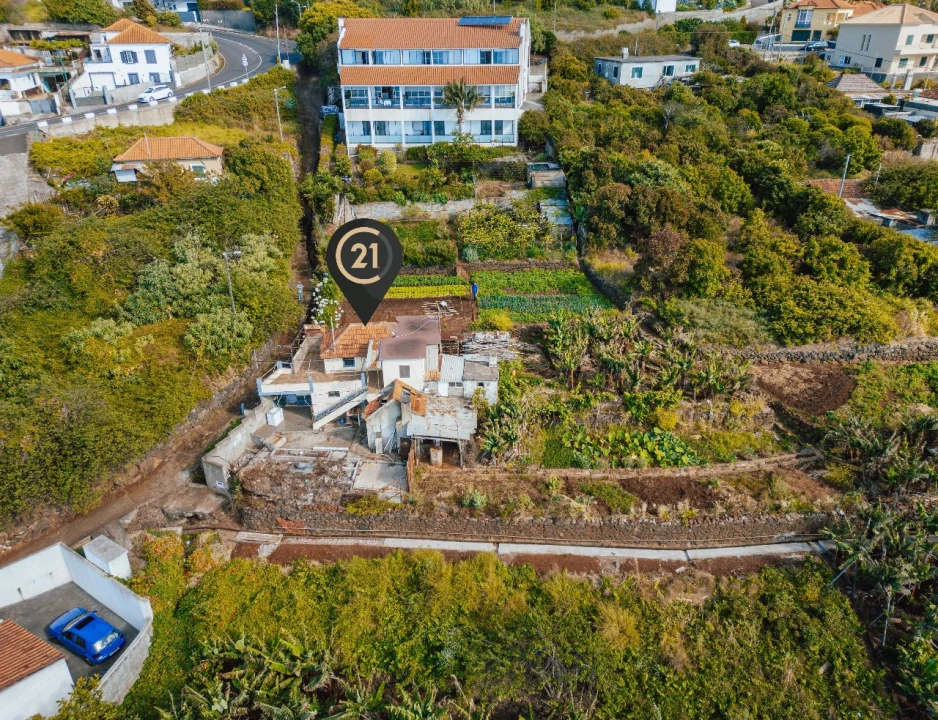 Moradia T2 para Venda em Água de Pena Foto 8