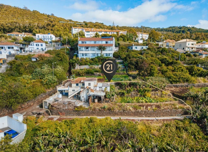 Moradia T2 para Venda em Água de Pena Foto 4
