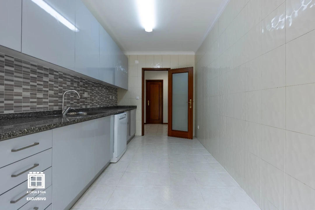 Apartamento T3 para Venda em Vila Nova de Gaia Foto 24