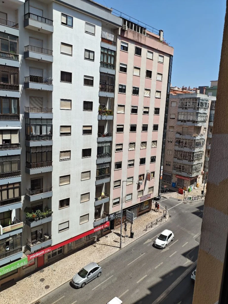 Apartamento T3 para Venda em Agualva-Cacém Foto 29