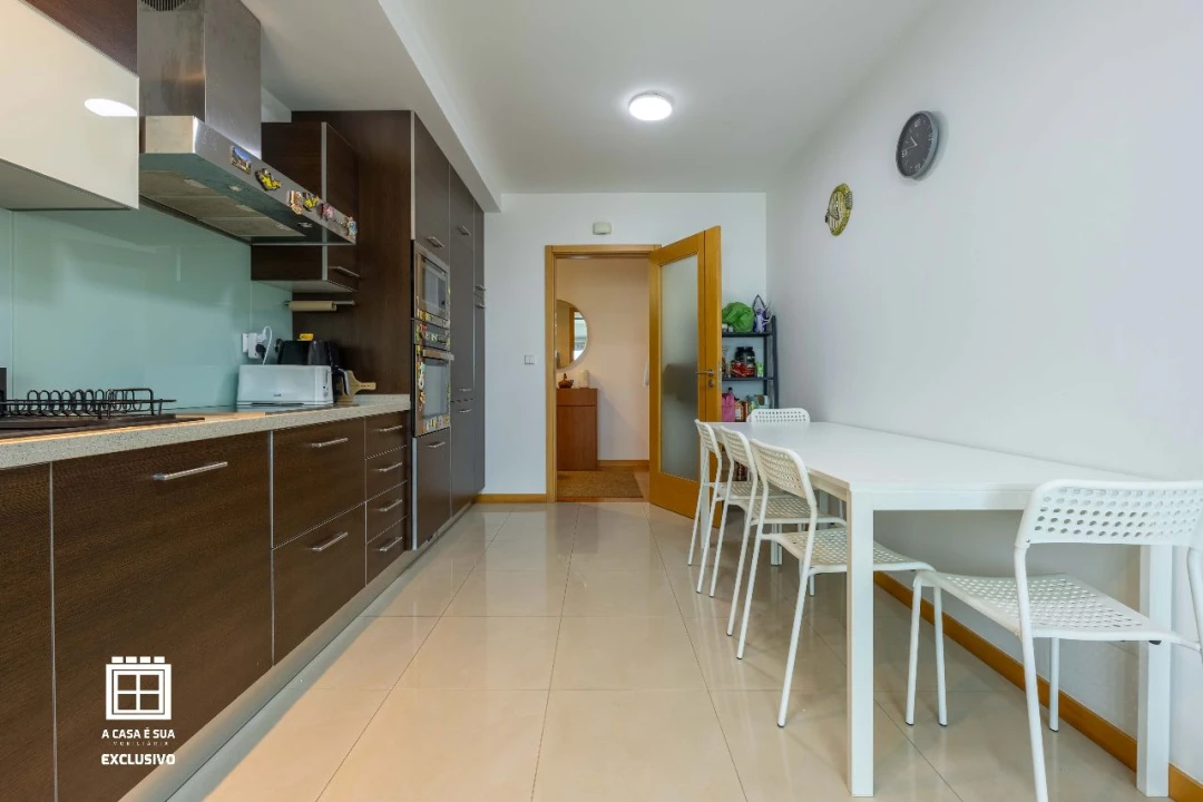 Apartamento T2 para Venda em Santa Maria da Feira Foto 29