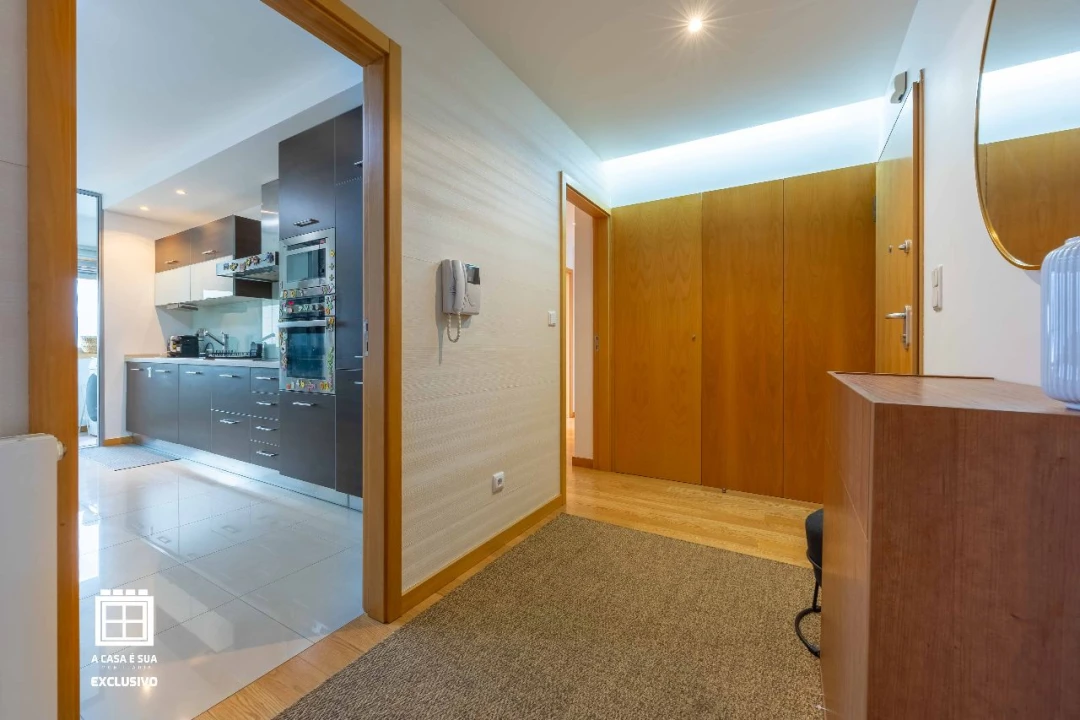 Apartamento T2 para Venda em Santa Maria da Feira Foto 31