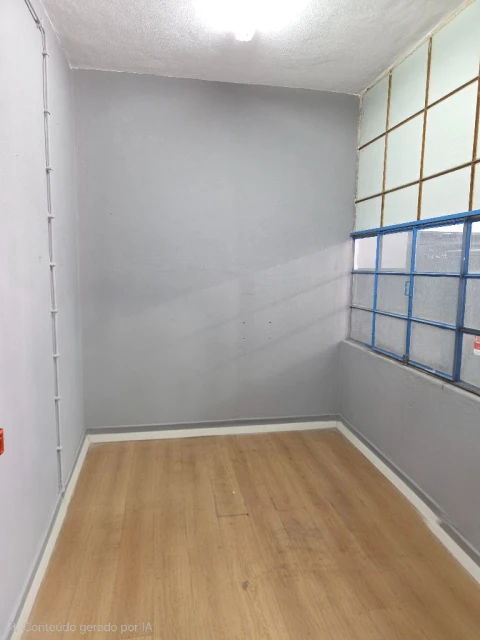 Armazém para Venda em Almada