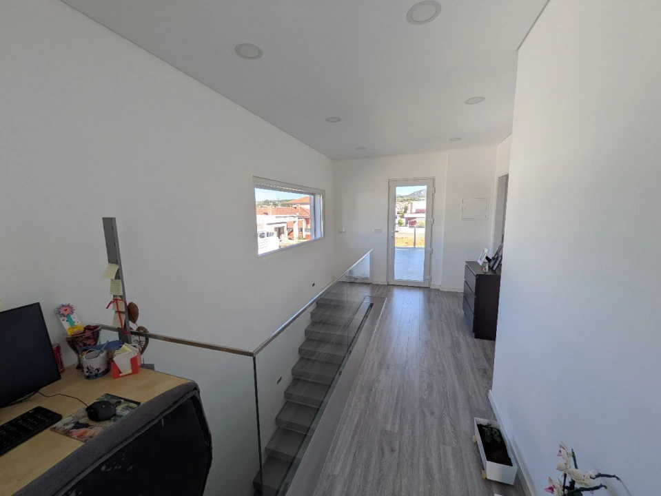 Moradia T3 para Venda em Azeitão Foto 40