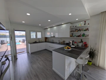 Moradia T3 para Venda em Azeitão