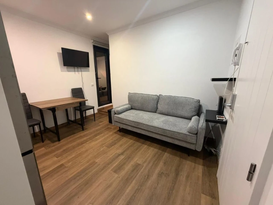 Apartamento T1 para Venda em Funchal Foto 2