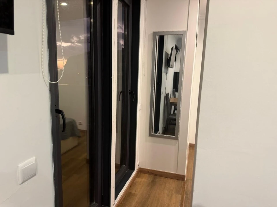 Apartamento T1 para Venda em Funchal Foto 9