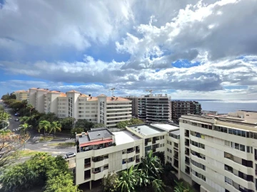 Apartamento T1 para Venda em Funchal