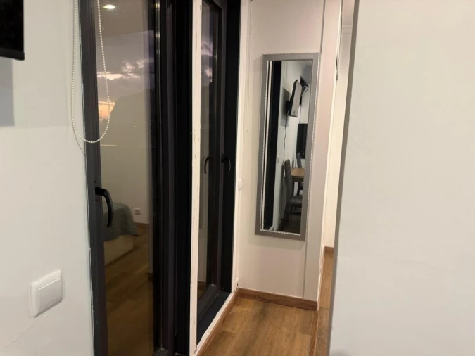 Apartamento T1 para Venda em Funchal Foto 9