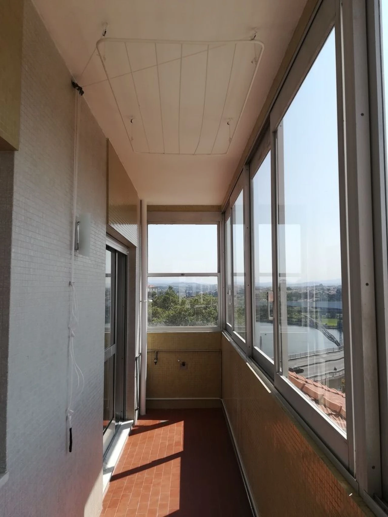 Apartamento T1 para Arrendamento em Porto Foto 5