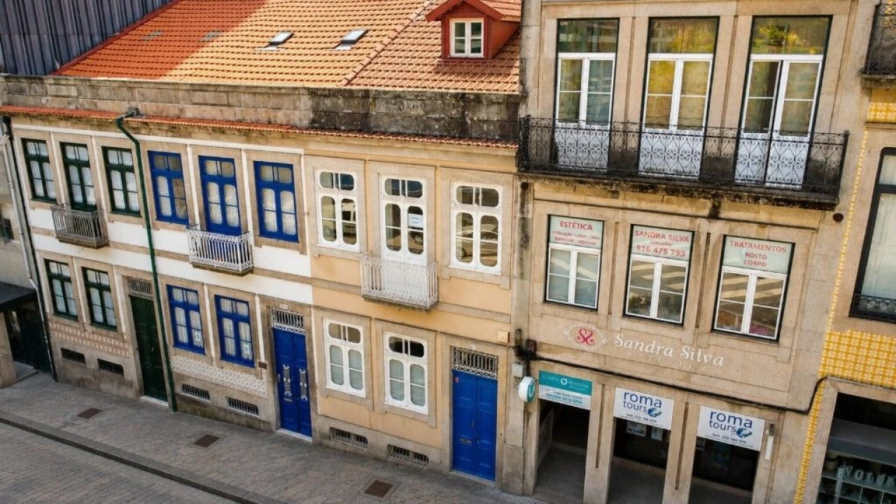 Prédio para Venda em Porto Foto 6