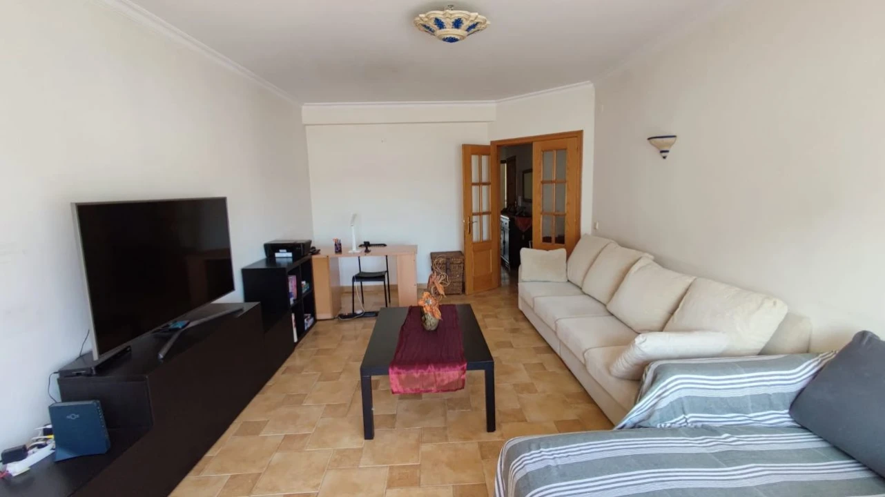 Apartamento T2 para Venda em Caldas da Rainha Foto 1