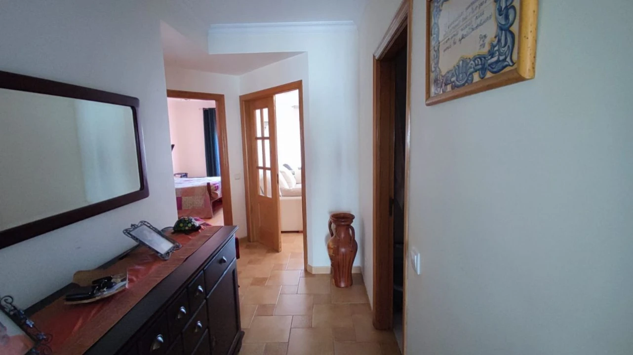 Apartamento T2 para Venda em Caldas da Rainha Foto 16