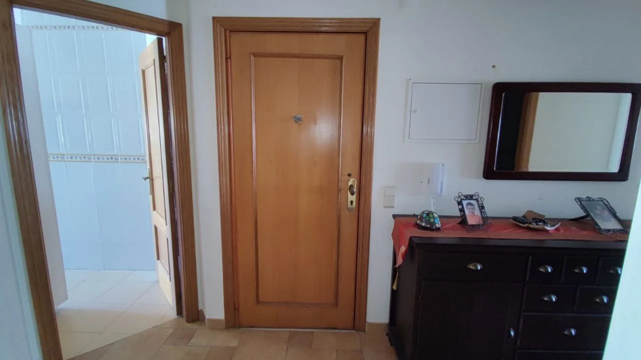Apartamento T2 para Venda em Caldas da Rainha Foto 15